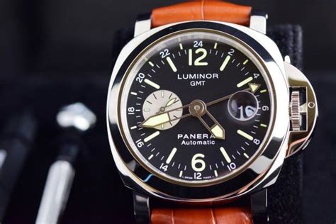 Panerai Luminor GMT 44mm: Unboxing Review [PAM00088]